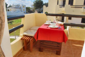 Modern Apartment in Alvor with Shared Pool (70 m²)